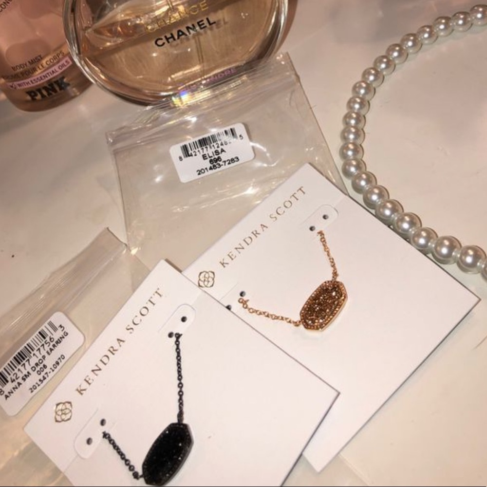 Kendra Scott necklaces